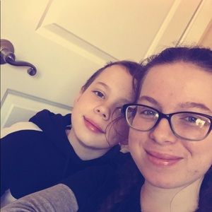 Meet your Posher, Leah